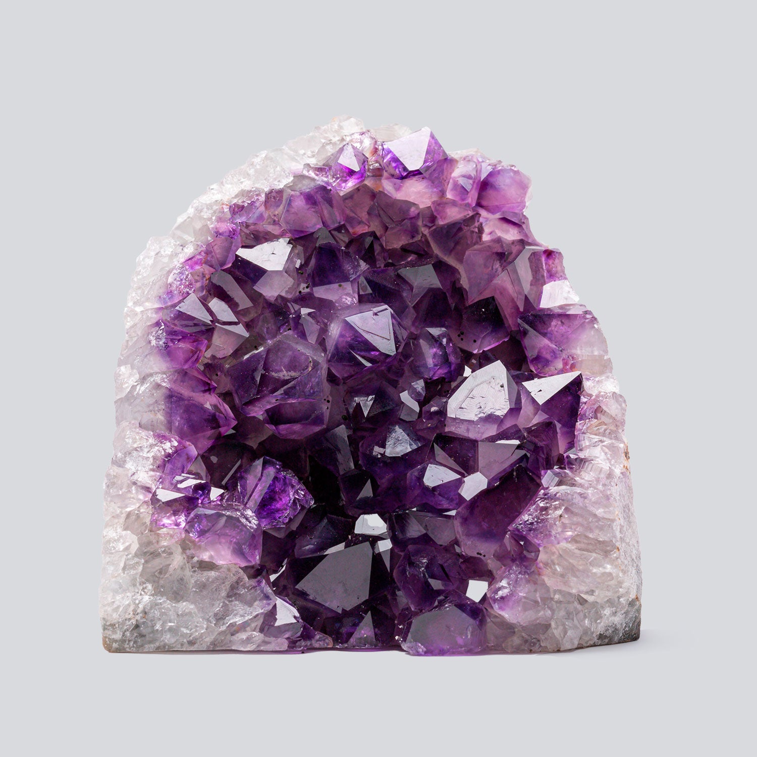 Uruguayan amethyst cluster 4–5 lb, deep purple AAA quality, luxury gift décor stone for bookshelves, altars or mindful spaces